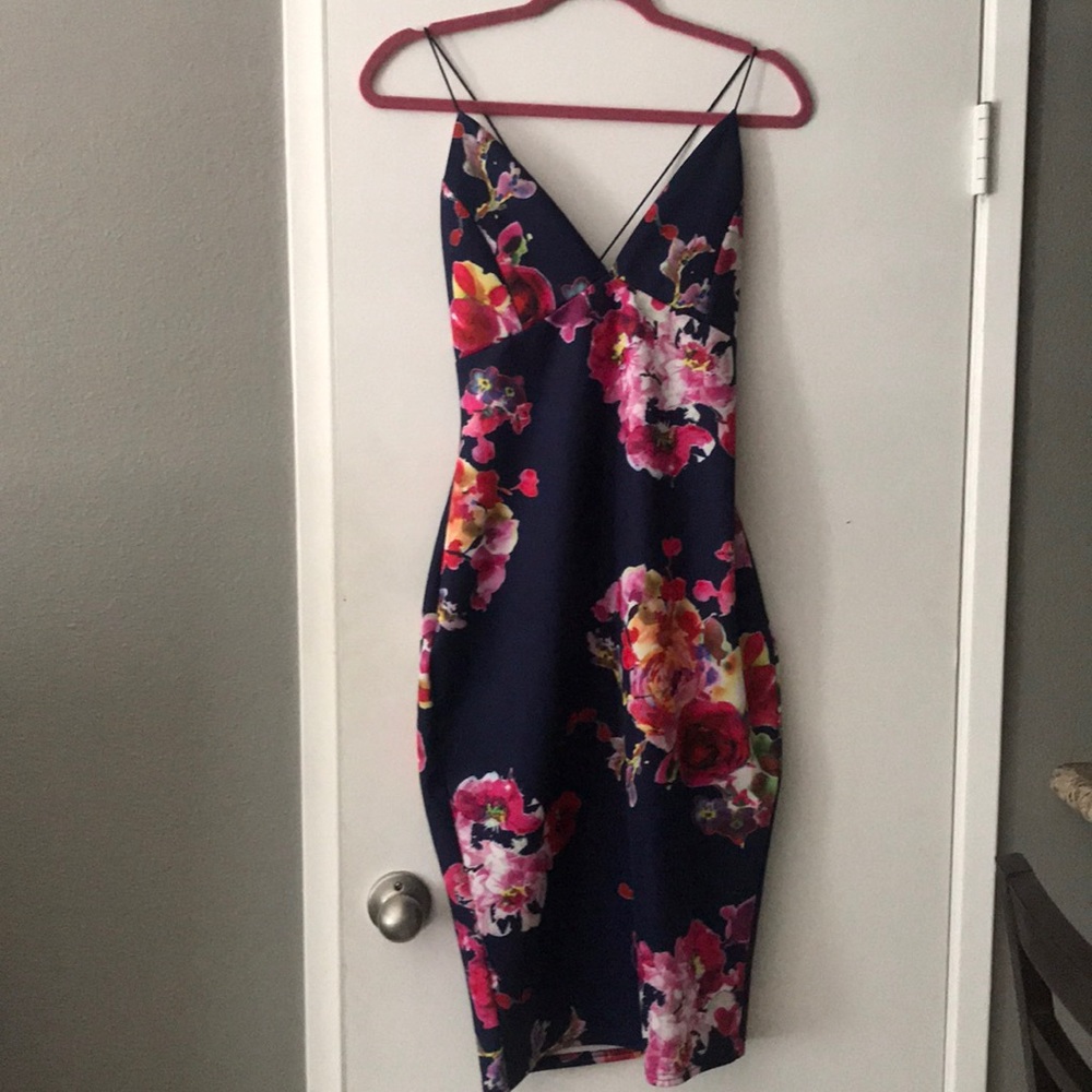 Floral body con midi dress